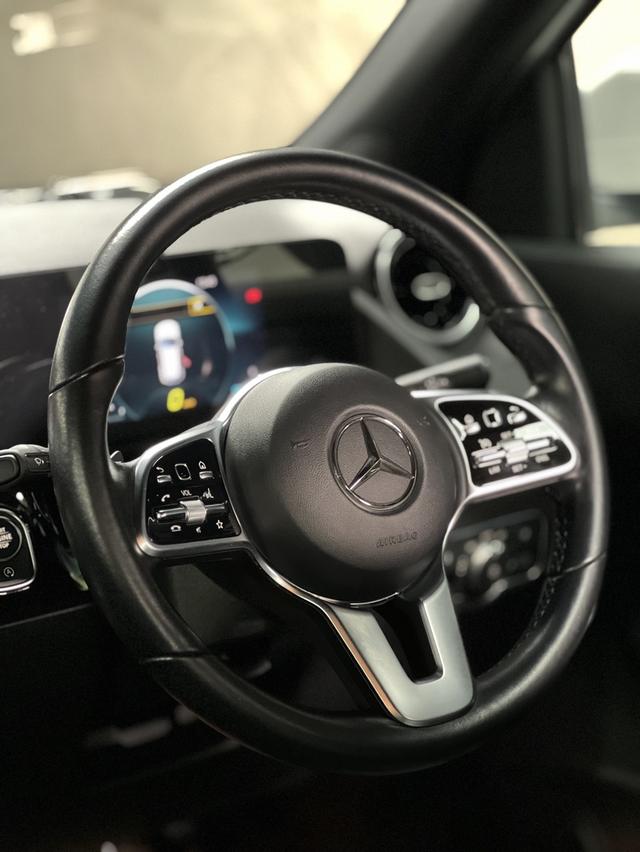 Benz GLA200 Progressive 7