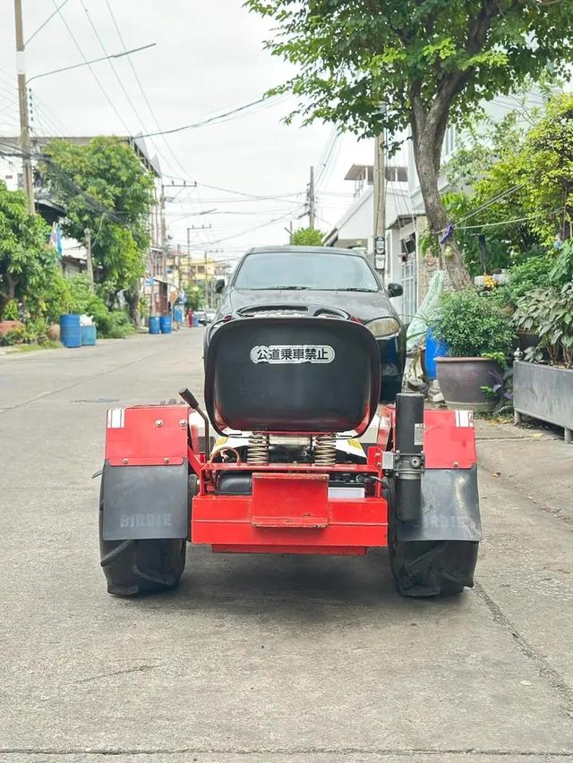 รถตัดหญ้าพร้อมใช้งานสภาพดีมาก  3