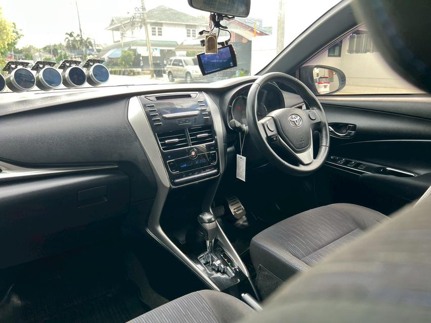 ฟรีดาวน์ Yaris Hatchback รุ่น G รถบ้านมือเดียว เช็กศูนย์ตลอด รูปที่ 7