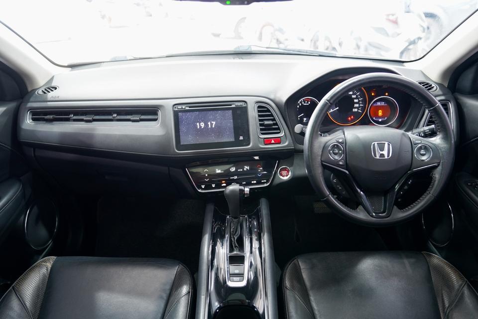 HONDA HR-V 1.8 EL AT ปี 2015 จด 2016 สีขาว 4