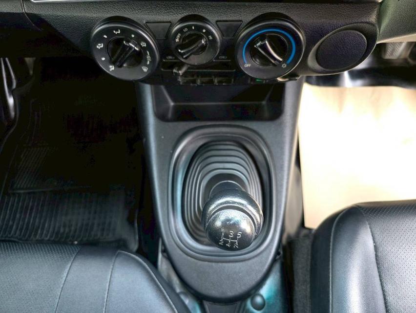 TOYOTA REVO  SINGLECAB ดีเซล  ปี2018 รุ่นนี้กะบะเปิดได้3ด้านคะ เครื่อง2.4cc. เกียร์ธรรมดา  -รถไมล์แท้100%คะ  6