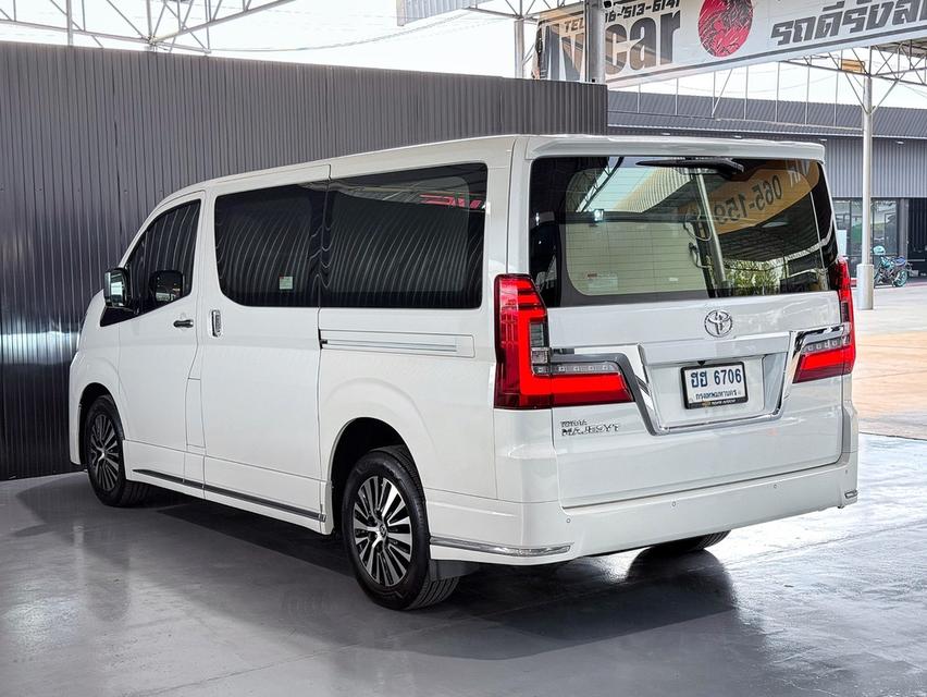 ขาย Toyoya Majesty 2.8Premium ปี19 5