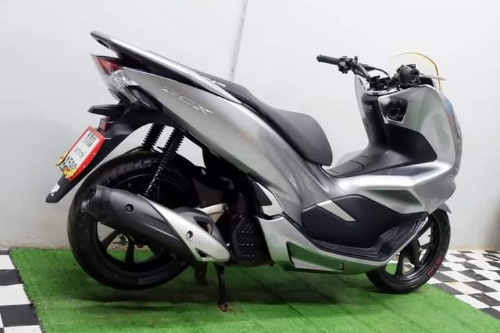 Honda pcx สีเทา160 4