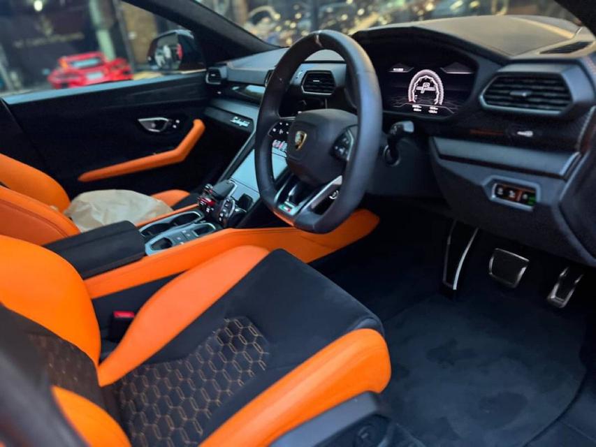 Super SUV 🍊🍊 Lamborghini URUS PEARL CAPSULE รถยังไม่จดทะเบียน 3