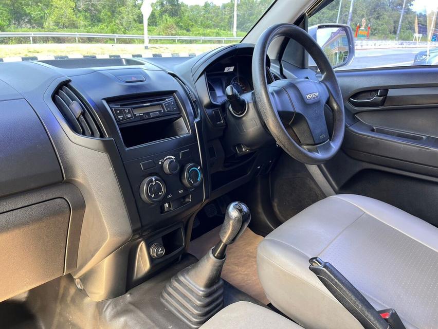 ISUZU D-MAX SPARK 2018 1.9 Ddi S ABS MT 10