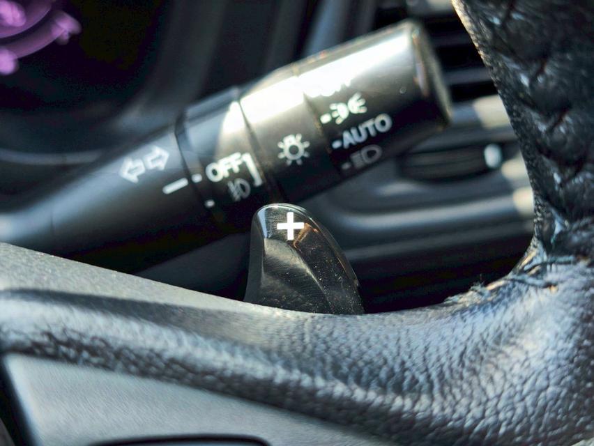 รหัสรถ CAT2780 2016. Honda HR-V 1.8 E เรียบหรู สีเทาดำหล่อเข้ม รูปที่ 12