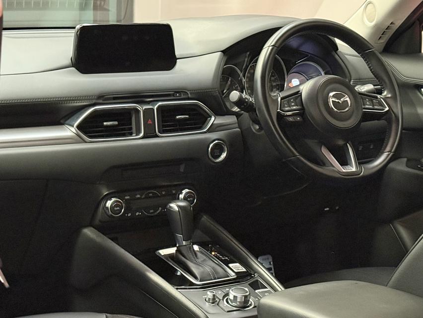 2019 MAZDA CX5 2.0 รถมือเดียวออกป้ายแดง รถวิ่งน้อย เข้าศูนย์ตรงระยะ รถไม่เคยมีอุบัติเหตุครับ 12