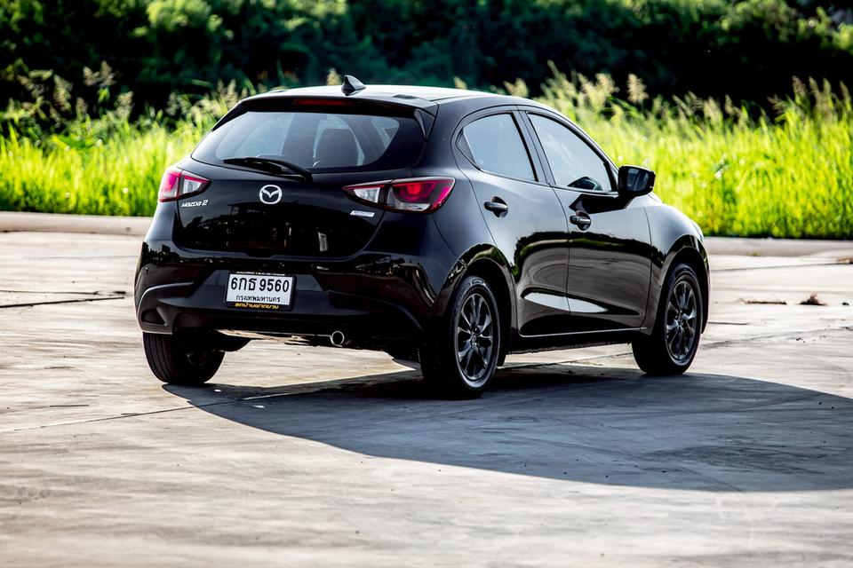 Mazda2 1.3 HighConnect Sport ปี 2017 สีดำ 6