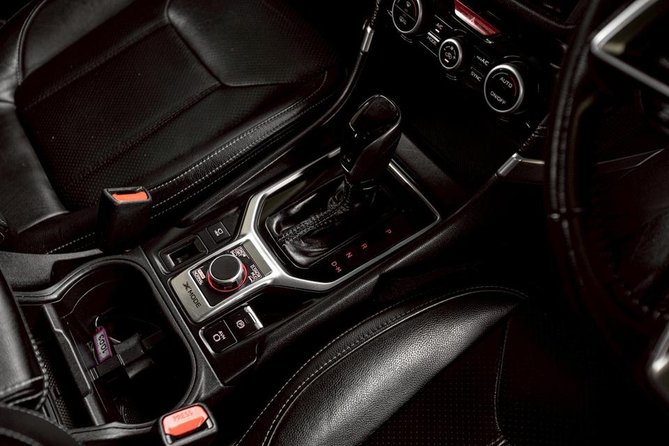 Subaru Forester 2.0S EYESIGHT ปี 2019 สีเขียว มือเดียวป้ายแดง  18