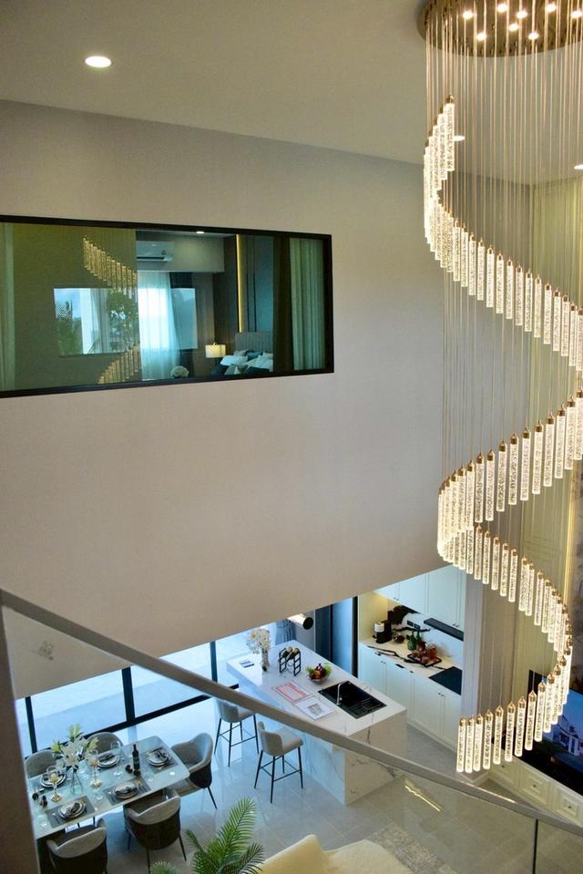 THAMBER(แทมเบอร์) โครงการบ้านเดี่ยว ไพรเวทพลูวิลล่าสุดหรู หลังใหญ่ 2 ชั้น ใกล้มอเตอร์เวย์สาย 7 ใกล้ไอคอนสยามพัทยา เดินทางสะดวกสบายสุดๆ ราคาเริ่มต้น 1 2