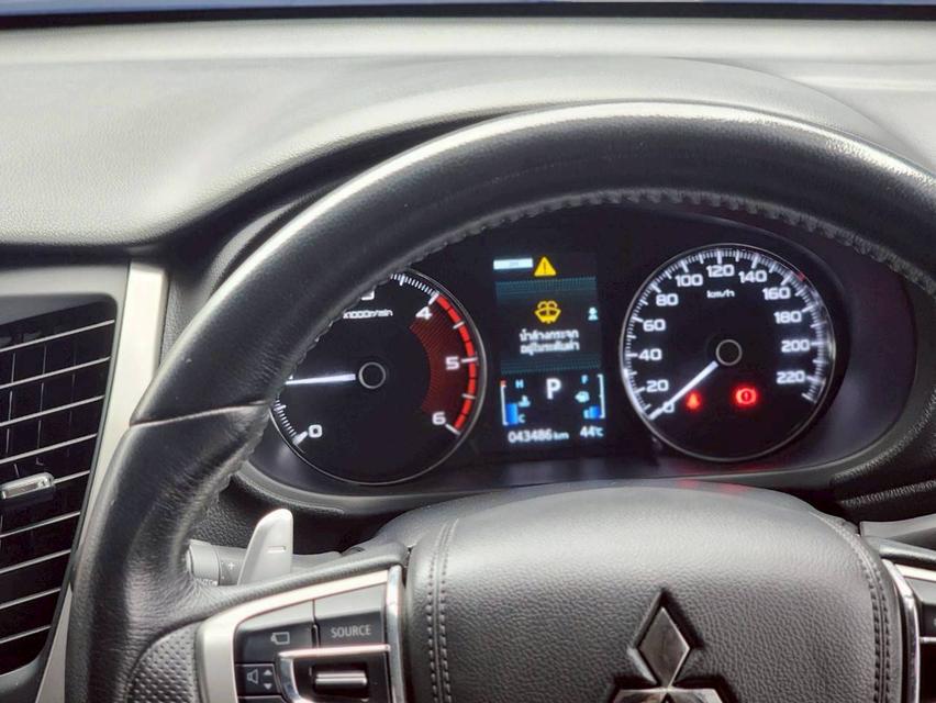 ขาย Mitsubishi Pajero 2.4GT 4WD ปี19 6