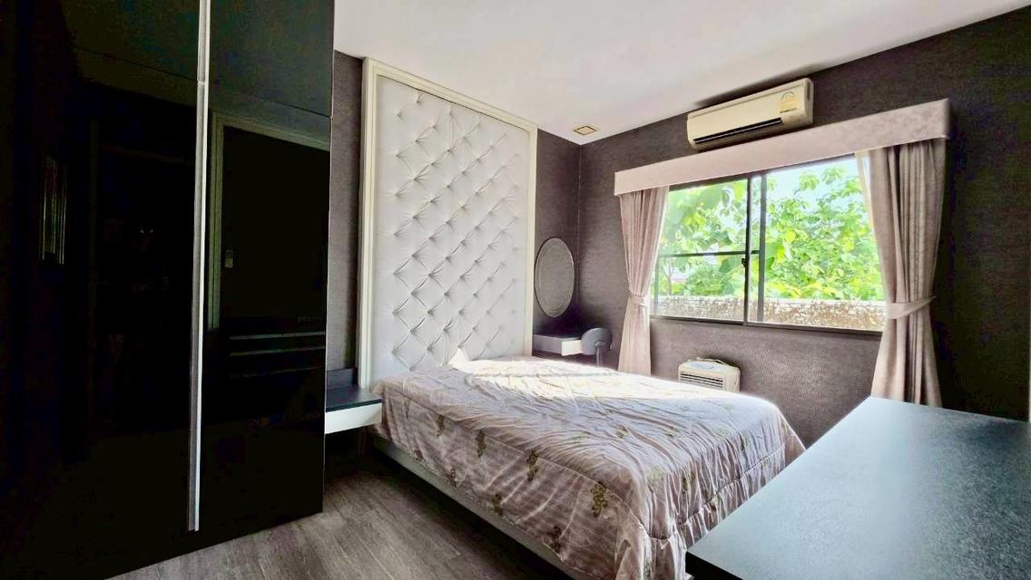 ขาย ทาวน์โฮมหรู เลียบด่วนรามอินทรา Landmark Ekkkamai Ramintra 3 นอน 2 จอด มี skyhall penthouse โปร่งโล่งทะลุ 3 ชั้น เหมาะ ทำ home office 10