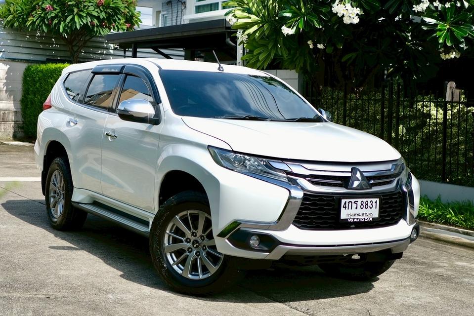 Mitsubishi pajero 2.4 GLS ปี:2015