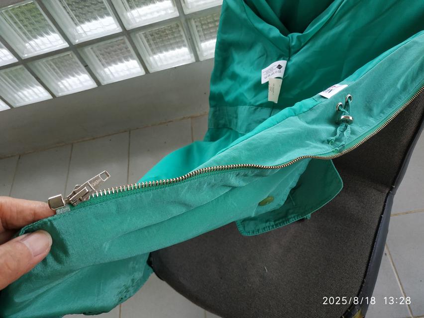 เสื้อคลุม 17