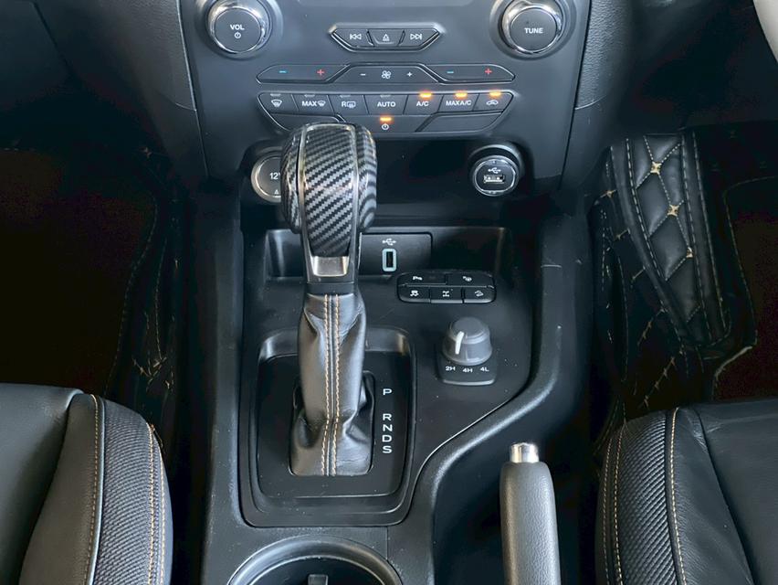FORD RANGER 2.0 BI-TURBO WILDTRAK 4WD ปี 2019 13