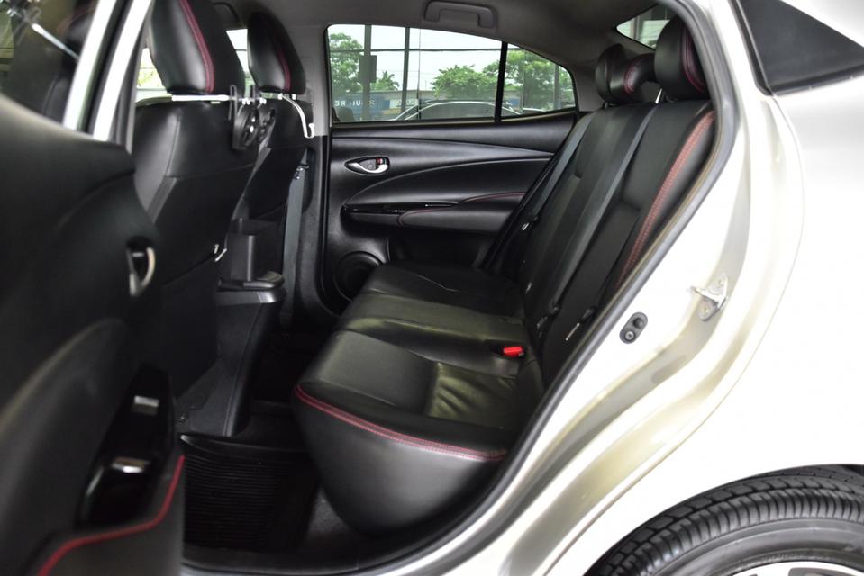 รหัสรถ TKG7662 TOYOTA YARIS ATIV 1.2 S ปี 2019  9