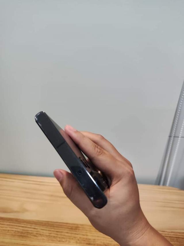 Samsung S 22 สีดำ 2