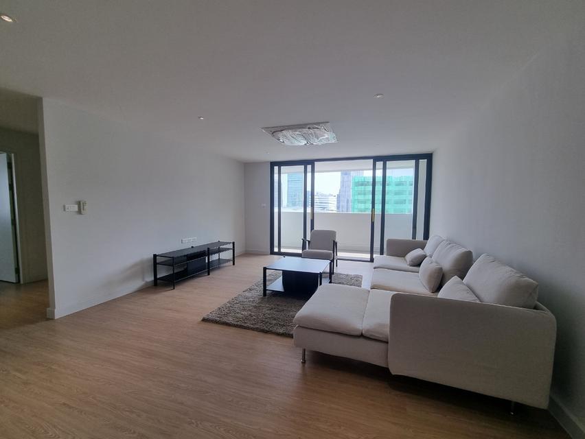 DS Tower 1 for rent 3 bedrooms 3 bathrooms 251 sqm rental 120,000 baht/month 6