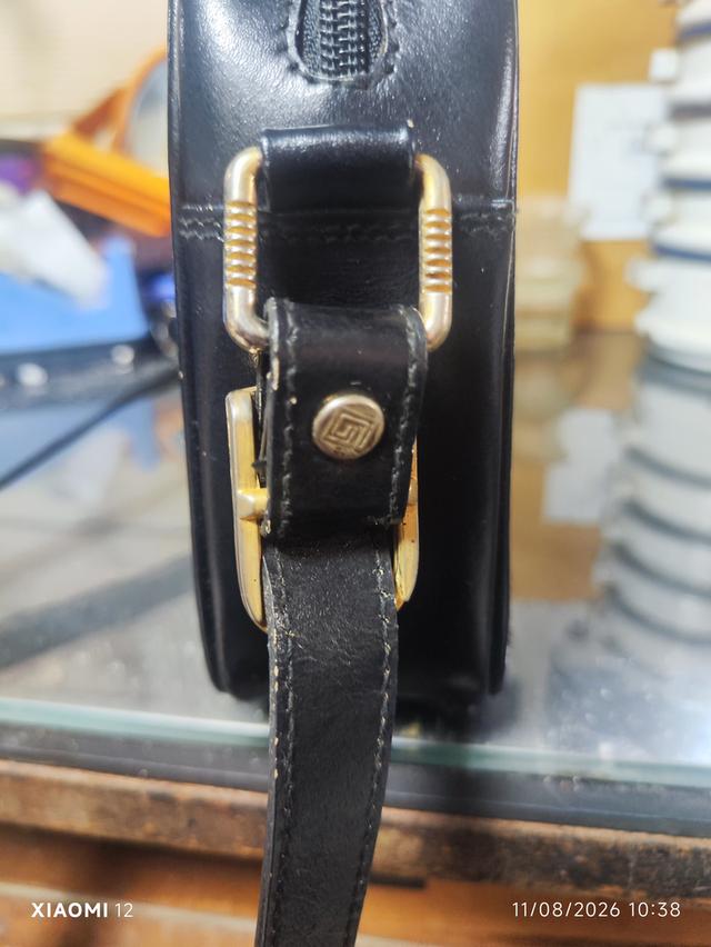กระเป๋าสะพาย Givenchy(ขีวองชี) รุ่น/ลักษณะ Vintage 4G Logo Jacquard&Leather Cossbody Camera Bag (กระเป๋าทรงกล้องสายสะพานปรับได้) ผลิตในยุค 80-90 รูปที่ 8
