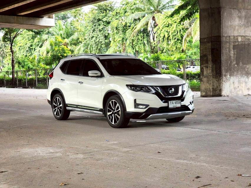 ขายรถ nissan  X-Trail 2.5 4WD ปี 2020 สีขาว เกียร์ออโต้