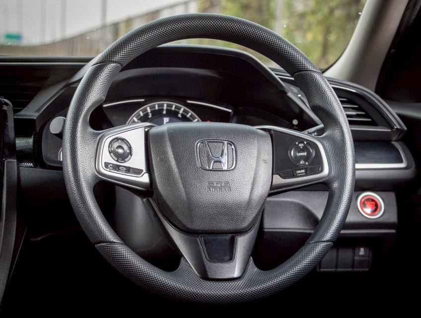 HONDA CIVIC FC 1.8 E i-VTEC ปี 2021 7