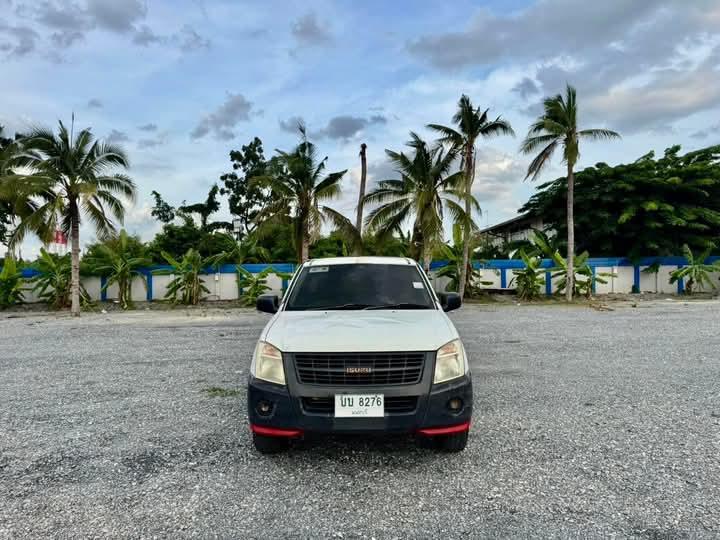 Isuzu D-Max  สีขาว 5