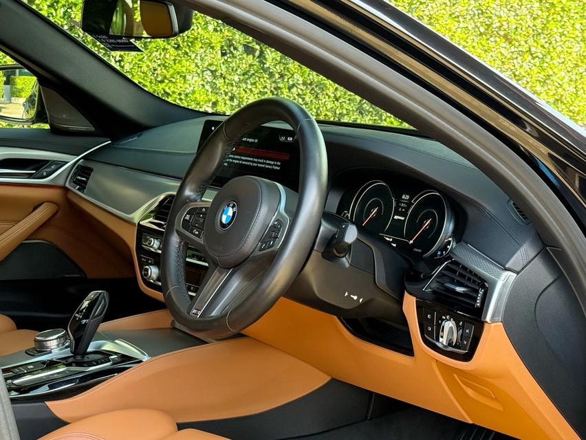 2019 BMW 530e MSPORT รถออกศูนย์ BMW THAILAND รถวิ่งน้อยเพียง 9X,XXX กม รถเข้าศูนย์ตามระยะ รถไม่เคยมีอุบัติเหตุครับ 10