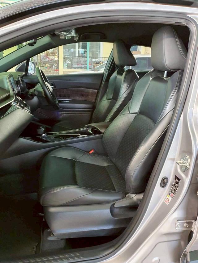 #TOYOTA C-HR 1.8 HYBRID HIGH ปี 2018 สีเทา-ดำ เกียร์ AT #รถมือเดียว #มีประกันภัยชั้น1 #รถเข้าศูนย์ตลอด 🌟 ราคา 449,000 บาท 🌟 เครดิตดีฟรีดา รูปที่ 14