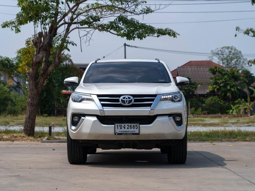 ขาย Toyota Fortuner 2.8V ปี20 2