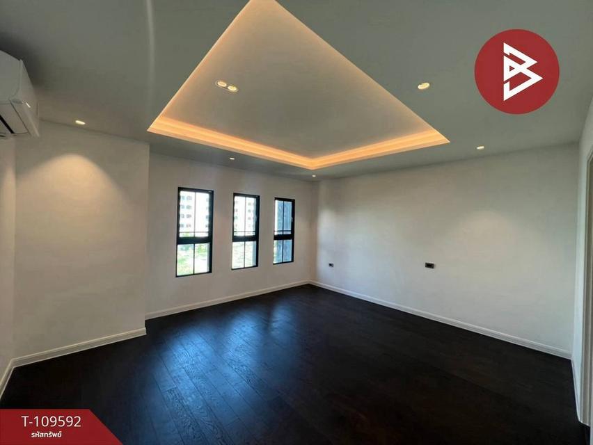 ขายทาวน์เฮ้าส์ 4 ชั้น ( ร่วมชั้นใต้ดิน )  โครงการ วัน แอททีเลียร์ ไพรเวท เรสซิเดนซ์ พหลโยธิน (ซอยพหลโยธิน 34) แขวงเสนานิคม  เขตจตุจักร กรุงเทพฯ 8