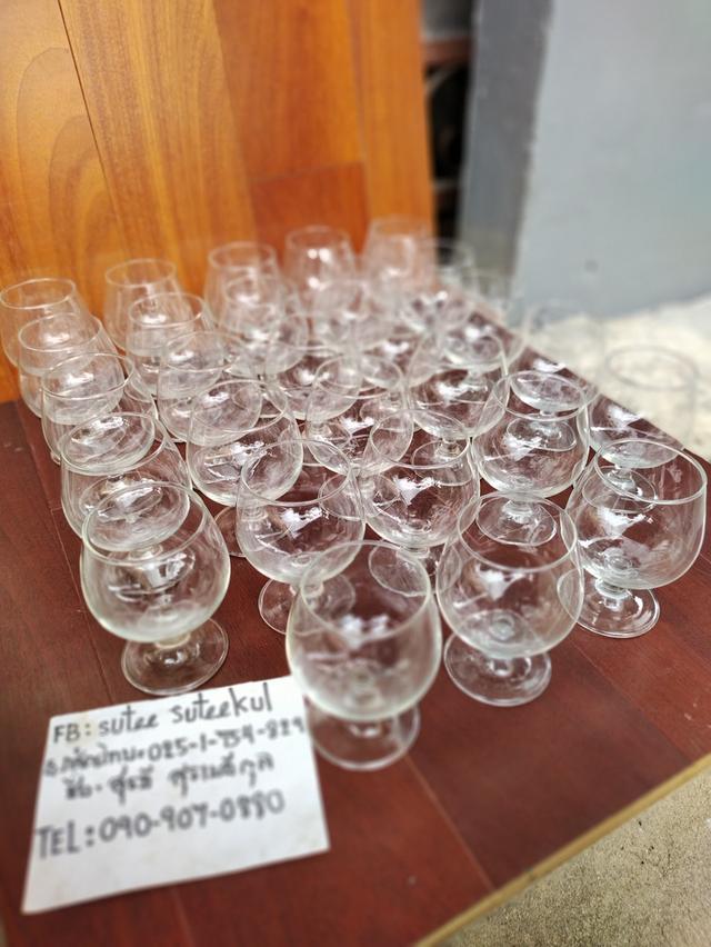 ขายเหมาแก้วบรั่นดีมี 33 ใบ