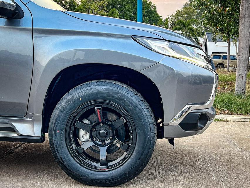 ขาย Mitsubishi Pajero 2.4GT ปี17 15