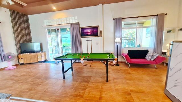 ทองสมบูรณ์ 7 กม.180 ตร.ม. บ้านพัก เขาใหญ่-ปากช่อง วัดลำทองหลาง 1.9 กม.2 นอน 2 น้ำ บรรยากาศ เงียบสงบ ร่มรื่น วิวภูเขา ทิว 4