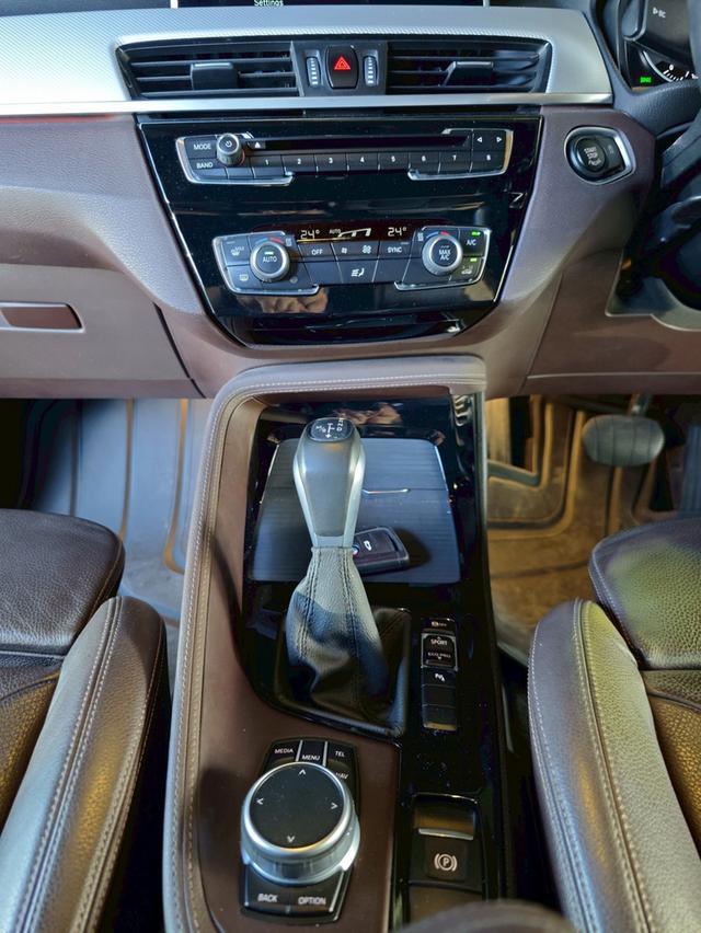 BMW X1 2.0 F48 sDrive18d M Sport ดีเซล AT ปี 2017 14