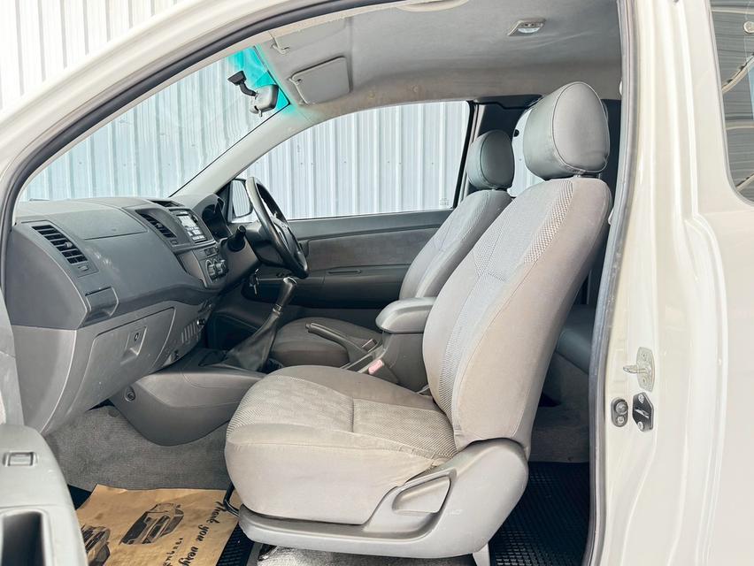 Toyota Vigo 2.5E Champ ดีเซล เกียร์ธรรมดา ปี2013 12