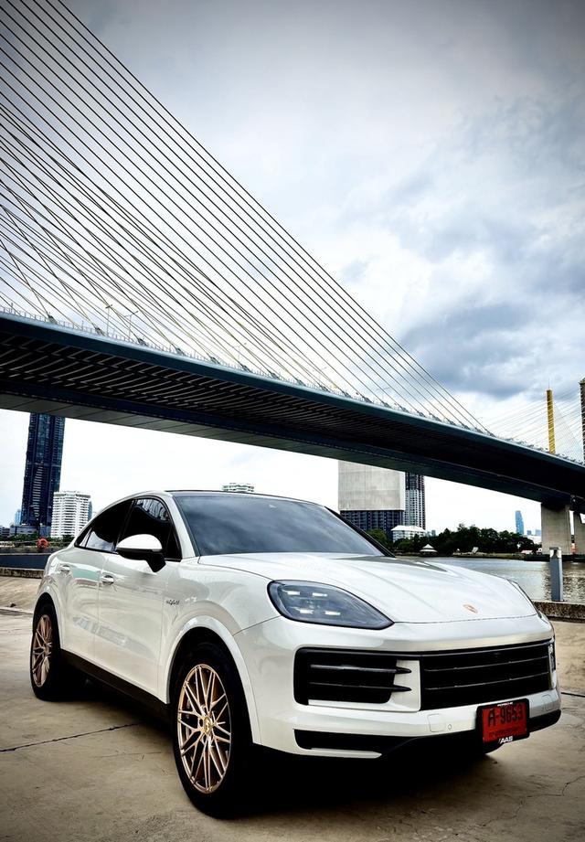 2024 Porsche Cayenne Coupe E Hybrid รูปย่อยที่ 3