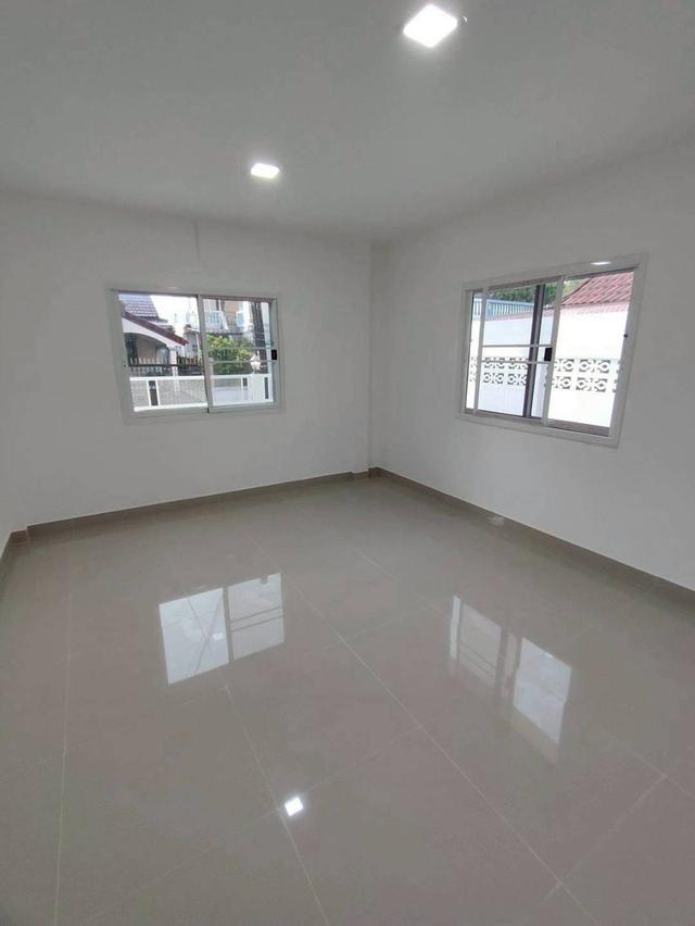 หมู่บ้านเอกลดา 15