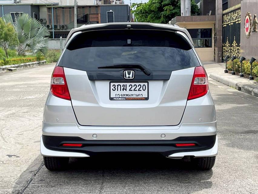 HONDA JAZZ 1.5 V (MNC) โฉมGE ปี 2014  6