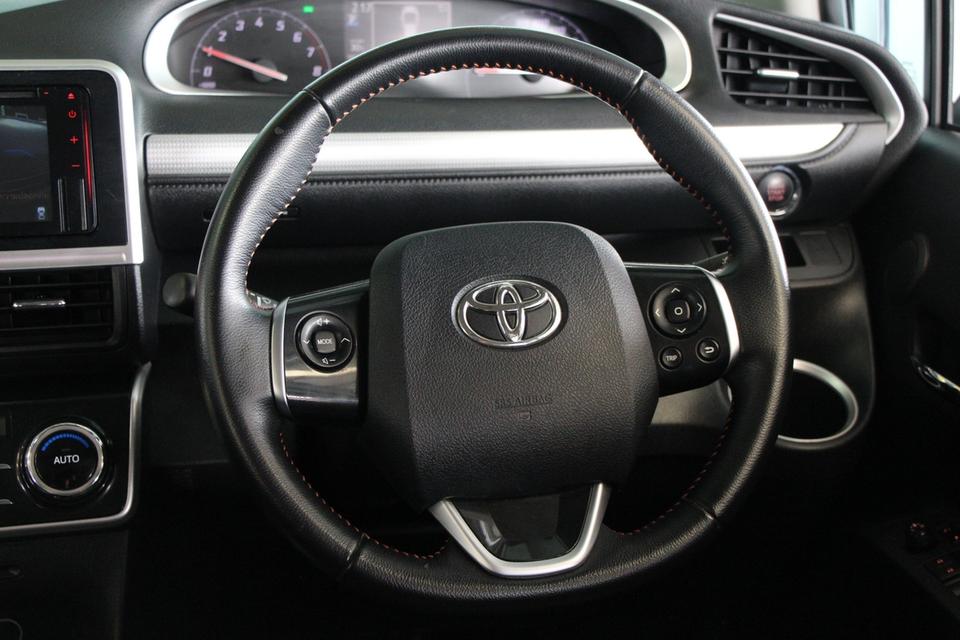 รหัสรถ TKG1435 TOYOTA SIENTA 1.5 V ปี 2022 3