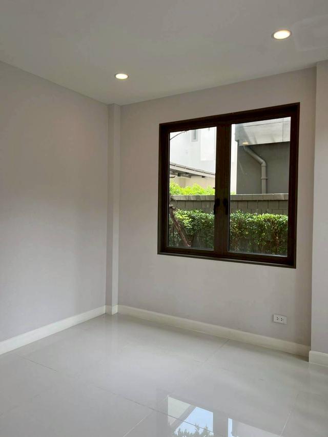 ขายขาดทุน! บ้านเดี่ยว The Valor Ramintra บ้านใหม่ ขนาด 74.3 ตร.ว. ซอยรามอินทรา 62 แขวงรามอินทรา เขตคันนายาว กรุงเทพฯ ราคา 21,500,000 บาท 4