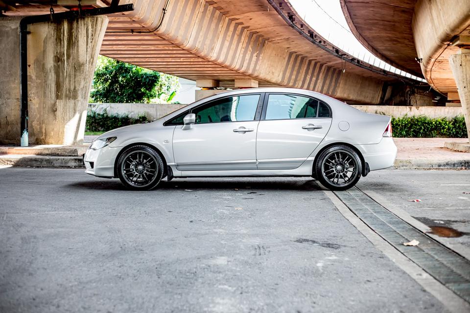 Honda Civic Fd MNC 1.8S AS สีเทา ปี 2009 มือเดียวป้ายแดง สภาดีมากๆ 9