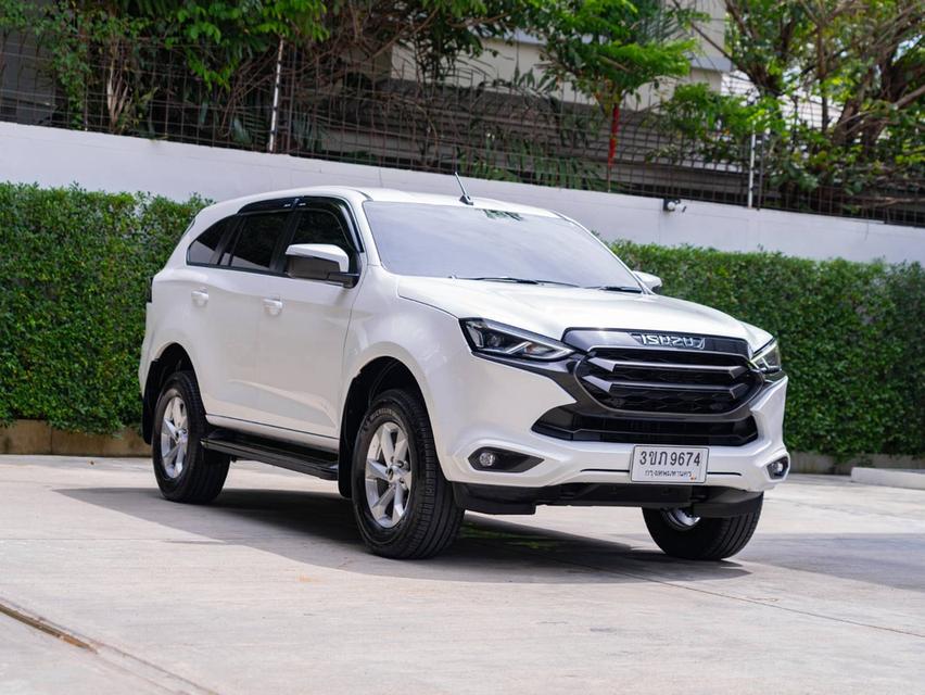 ISUZU MU-X 1.9 Active ปีจด 2023 รับประกันเครื่องเกียร์หลังการขาย 3ปี 30000 KM.