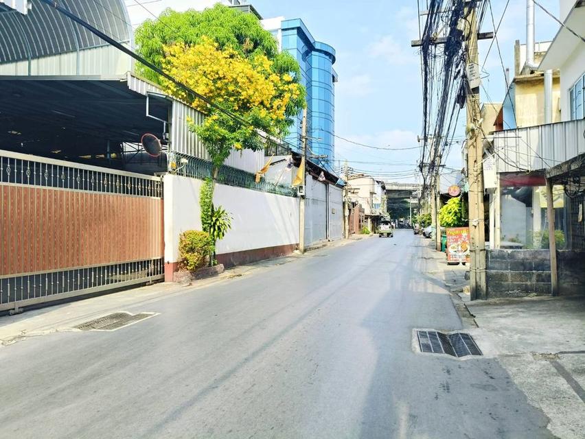 ขายอาคารพาณิชย์ 4 ชั้น 15.4 ตร.ว. ซ.เจริญราษฎร์ 5 แยก 4 สภาพพร้อมอยู่ ตกแต่งอย่างดี 10