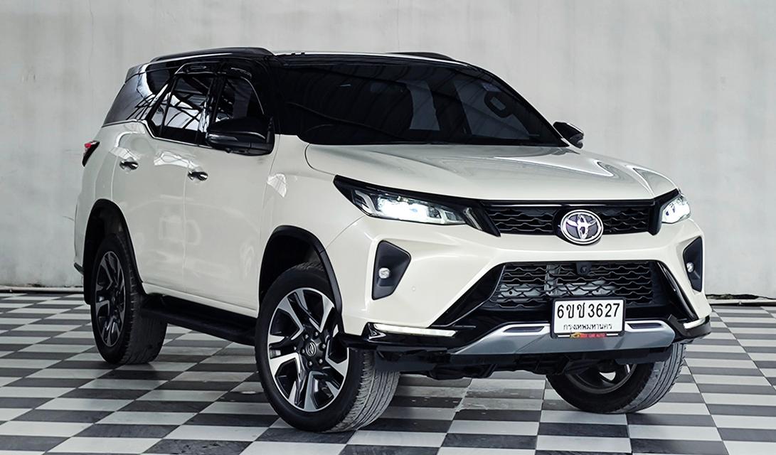 TOYOTA LEGENDER 2.4 V.2WD. ปี 2021 Mile 63,756 km. (1,150,000)  3