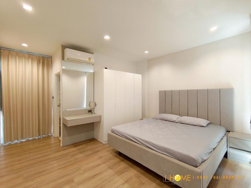 🏡 พูลวิลล่าสองชั้น บ้านหรูในโครงการ พร้อมคลับเฮ้าส์สระว่ายน้ำ #หางดง ราคาเพียง 90,000 บาท/เดือน ✨ 清迈豪华泳池别墅出租 双层 4 卧室 4 卫生间 租金 90,000 泰铢/月(含物业费) ✨ 17