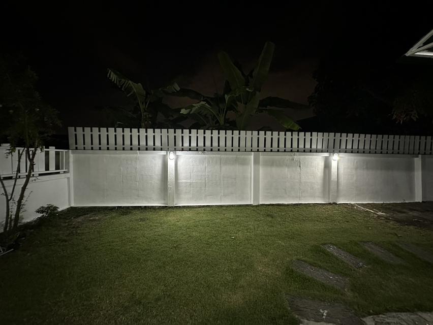 New Renovate Townhouse ร่มเกล้า ซอย 6 34 ตรว 2 ห้องนอน 2 ห้องน้ำ 2 ที่จอดรถ  2.35 ลบ 7