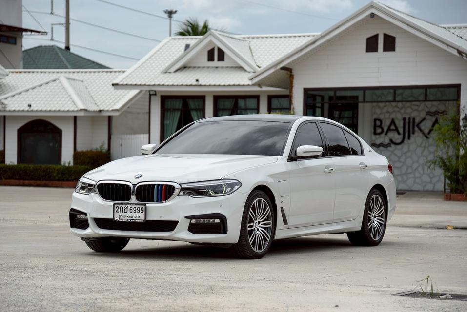 รหัสรถ CBL6999 BMW 530e M Sport G30 AT 2019