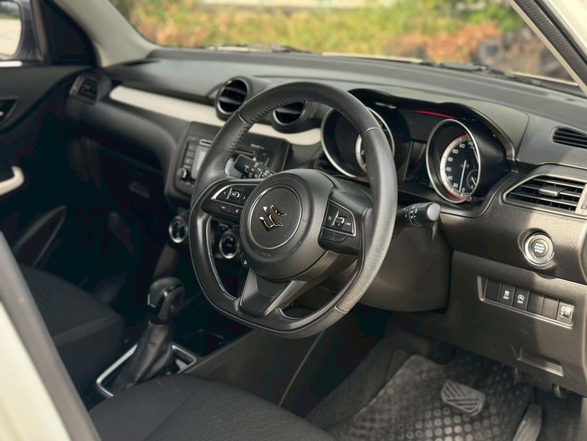Suzuki Swift 1.2 GLX CVT สีขาว ปี 2019 ไมล์ 57,xxx km 12