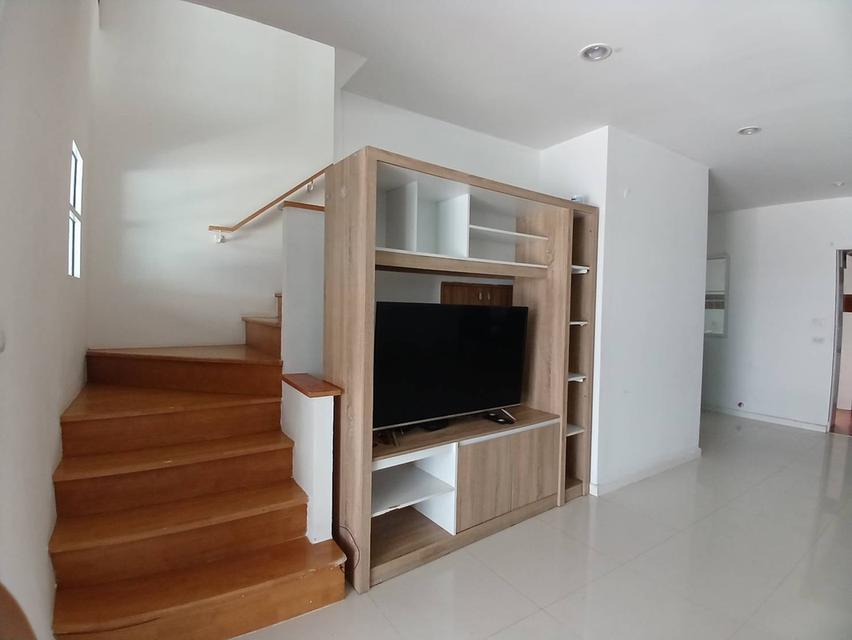 ให้เช่าทาวน์โฮม 3 ชั้น หมู่บ้านพาทิโอ ซอยพัฒนาการ 38 ใกล้ APL รามคำแหง (N.2024) 2