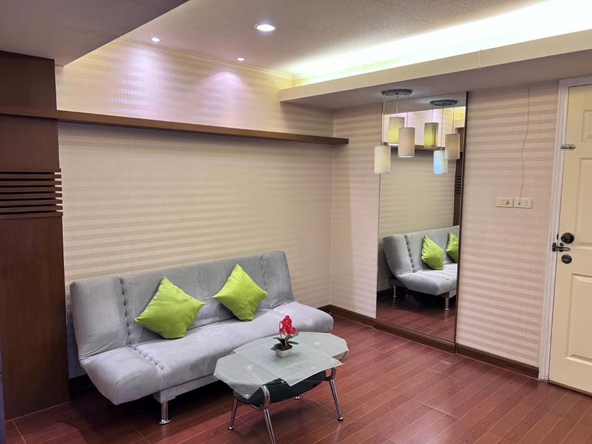 ขายคอนโด Lumpini Ville ศูนย์วัฒนธรรม ชั้น 6 เฟอร์ฯครบ พร้อมเข้าอยู่ ทำเลดี ใกล้ MRT ห้วยขวาง 7